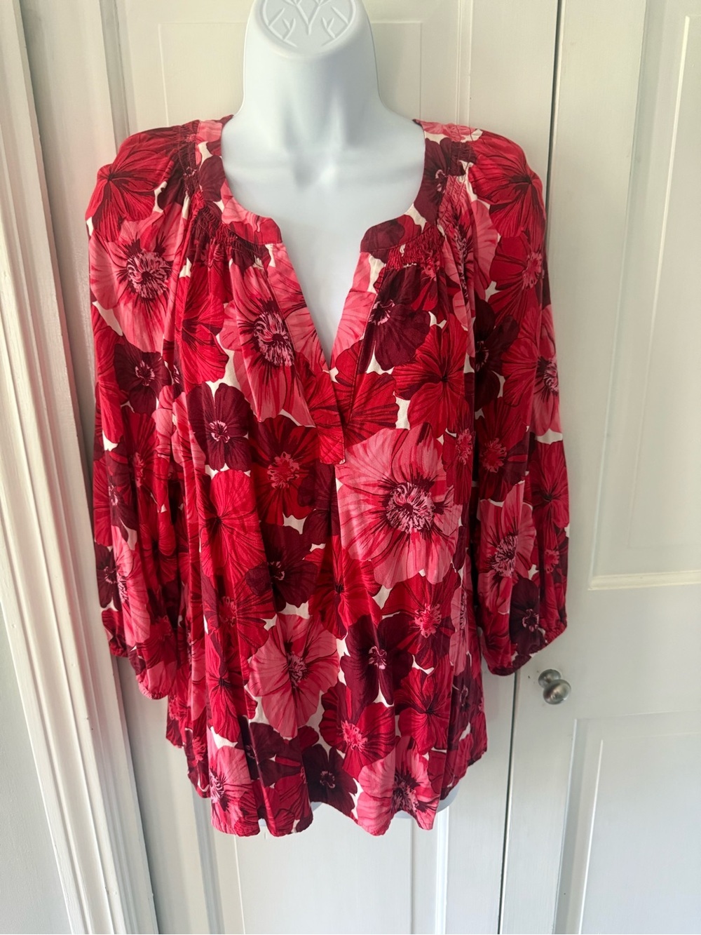 Crown & Ivy Red Floral Peasant Tunic Blouse